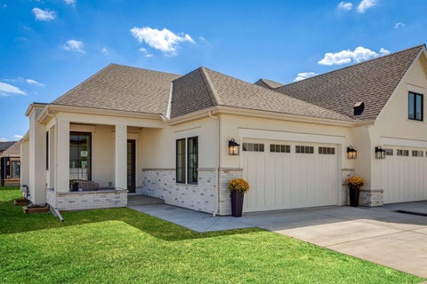 Photo of 8 Calais Lane SW, Calgary, AB T3E 7K1 (MLS # A2345210)