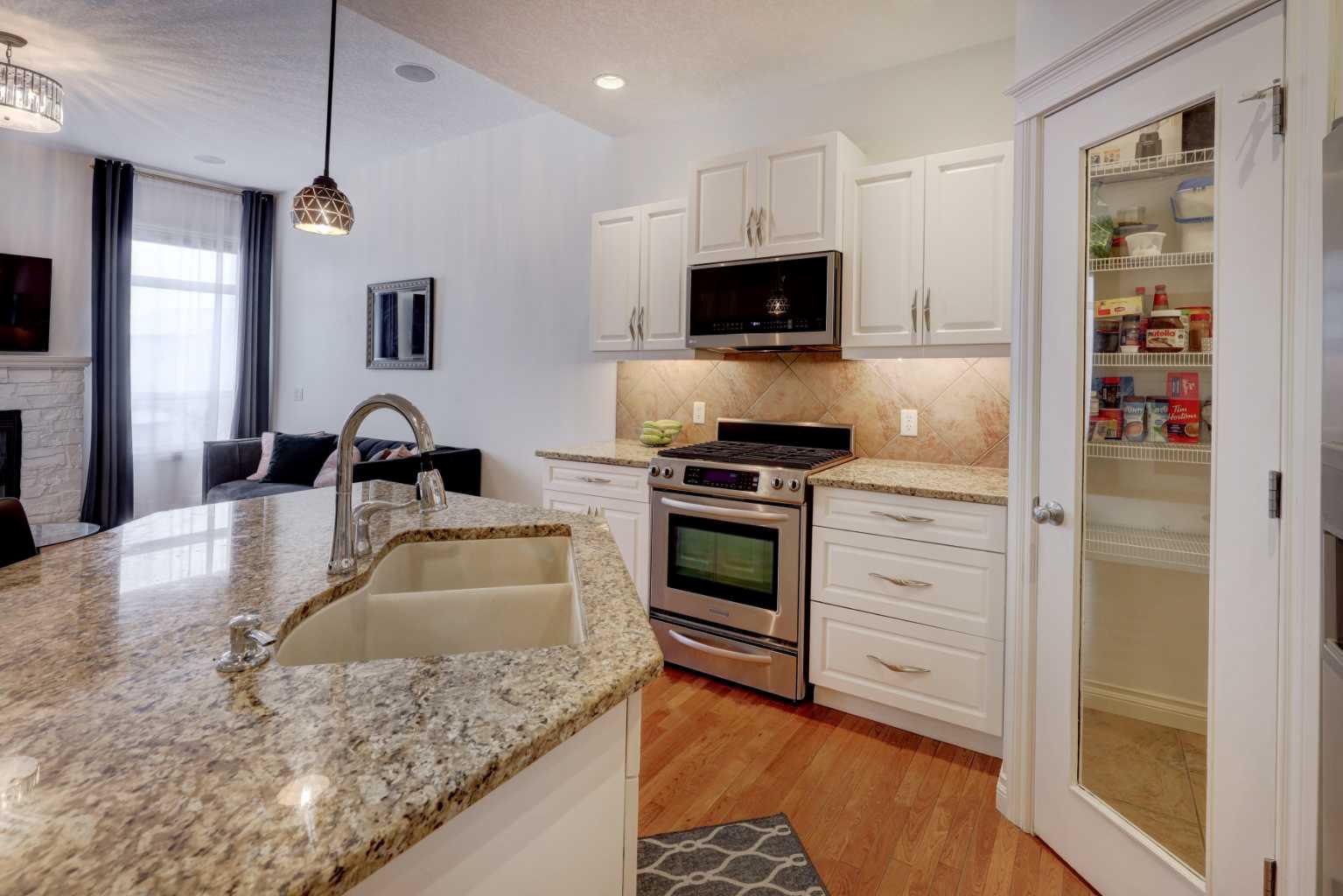 1329 Prairie Springs Park SW