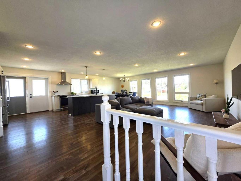 Photo of 1601 3 Avenue, Wainwright, AB T9W 1J3 (MLS # A2314370)