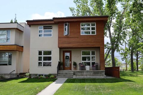 1707 Broadview Road NW Calgary AB T2N 3H4