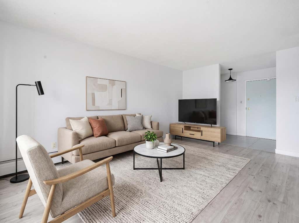 Photo of 523 15 Avenue SW #405, Calgary, AB T2R 0R3 (MLS # A2330490)
