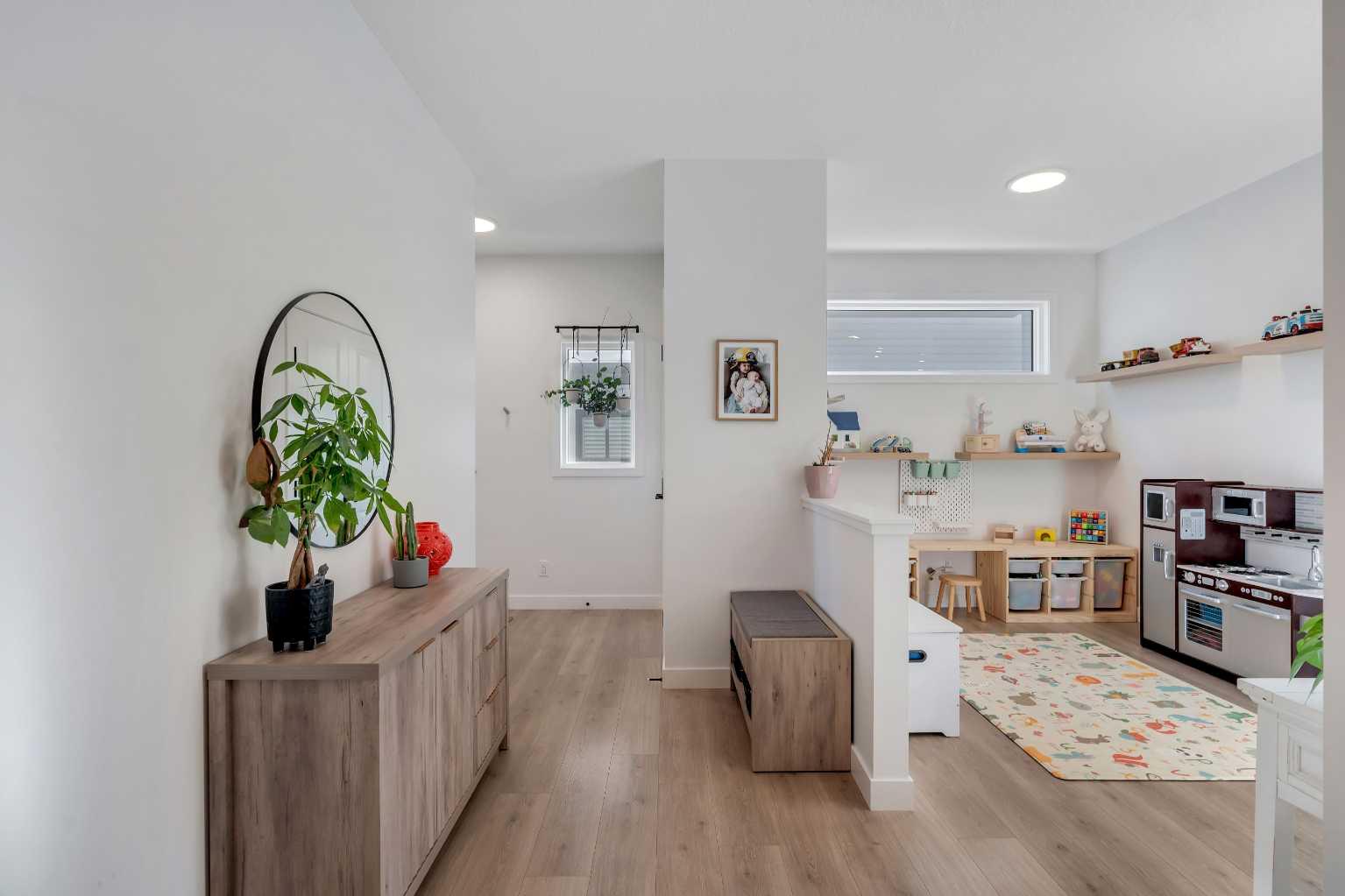 20 Edith Crescent NW