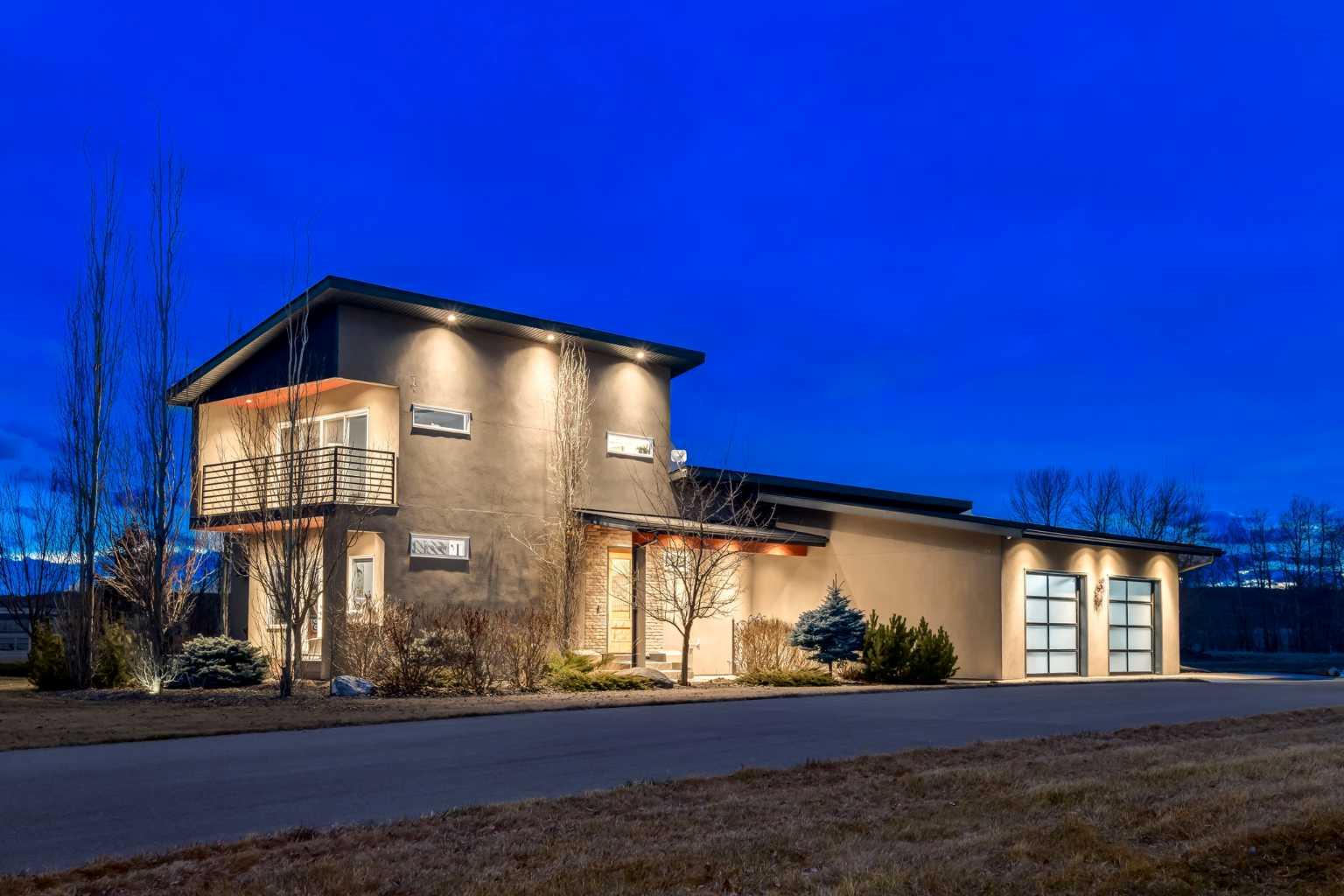 306013 43 Street W