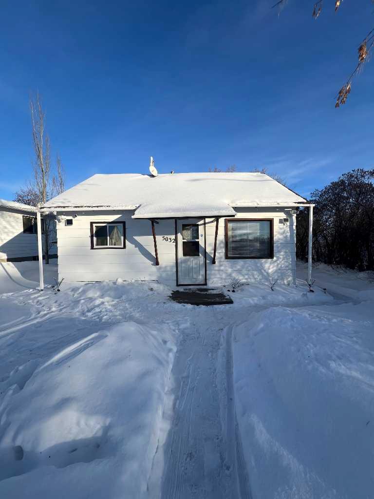 5032 50 Avenue