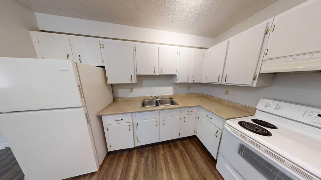 Photo of 5117 44 Street #210, High Prairie, AB T0G 1E0 (MLS # A2351546)