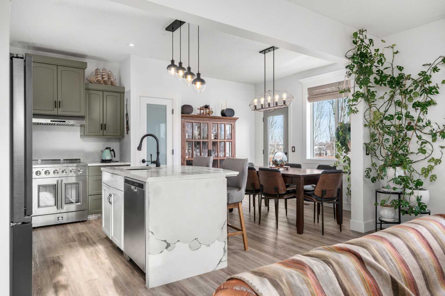 18 Cimarron Grove Bay