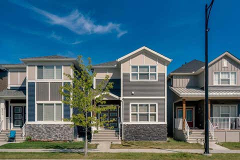 Photo of 200 Homestead Drive NE, Calgary, AB T3J 2G5 (MLS # A2335477)
