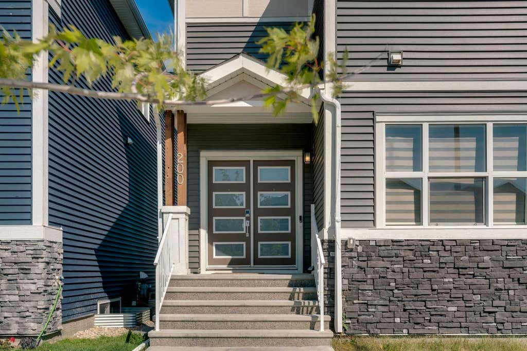 Photo of 200 Homestead Drive NE, Calgary, AB T3J 2G5 (MLS # A2335477)