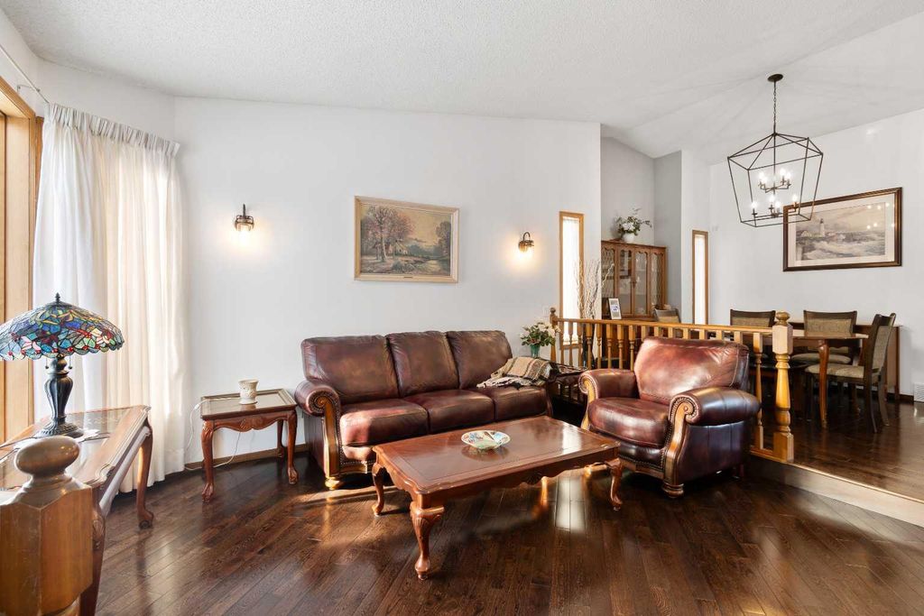 Photo of 70 Pasadena Gardens NE, Calgary, AB T1Y 6M8 (MLS # A2296292)