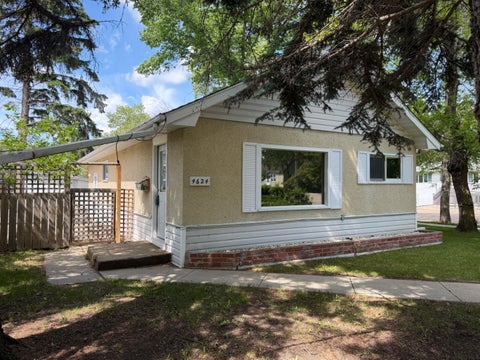 Photo of 4624 56 Street, Camrose, AB T4V 2C3 (MLS # A2322462)