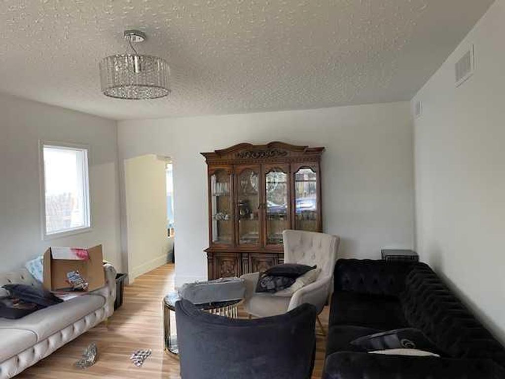 Photo of 2523 3 Avenue NW, Calgary, AB T2N 0L4 (MLS # A2306157)