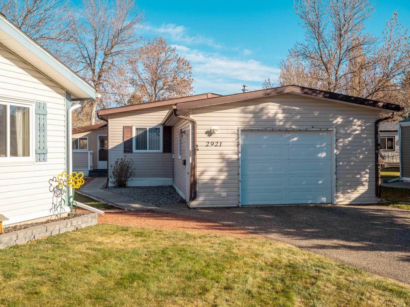 2921 31 Avenue S