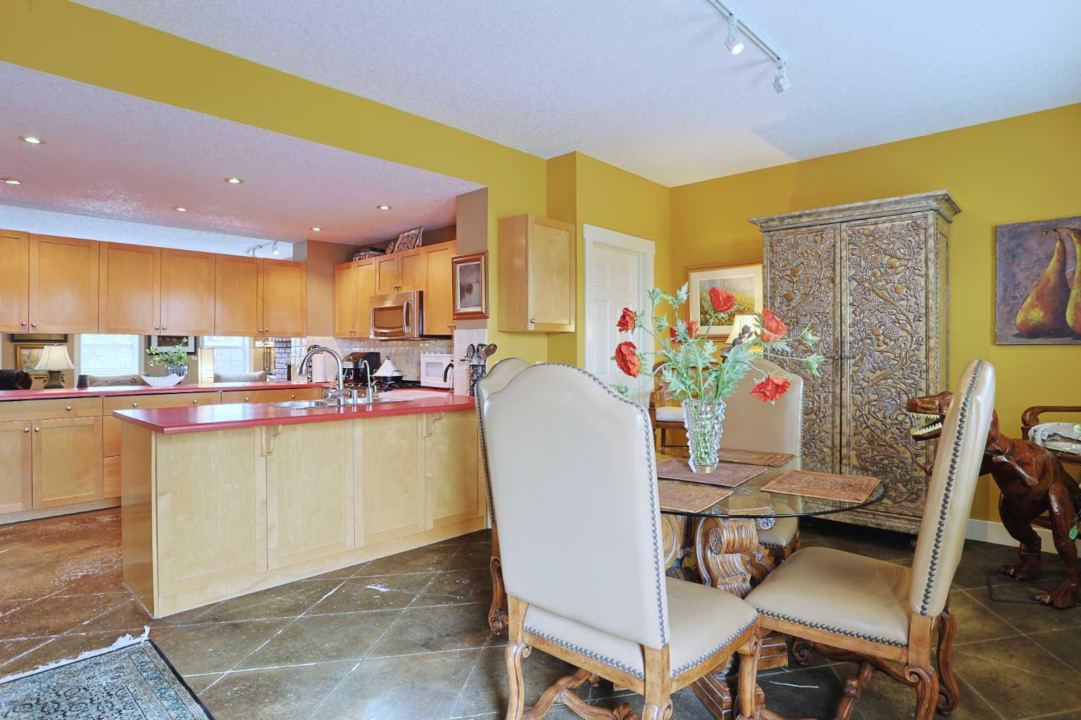 300 Garrison Square SW