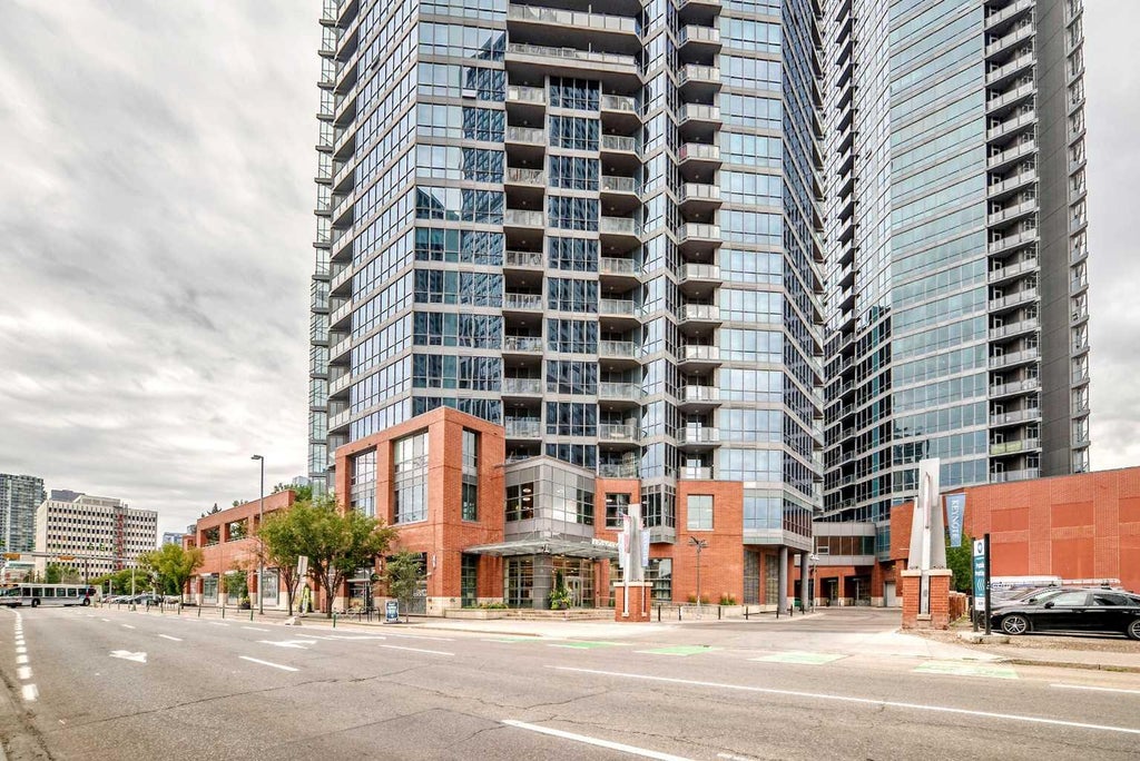 Photo of 220 12 Avenue SE #1602, Calgary, AB T2G 0R5 (MLS # A2344380)