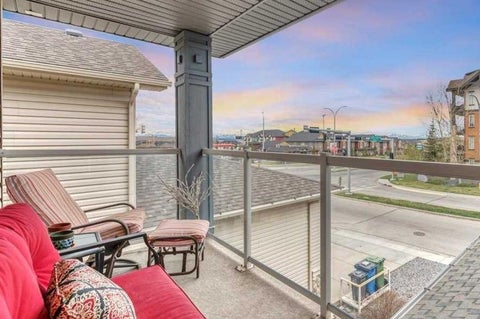Photo of 8 Sunset Square, Cochrane, AB T4C 0H4 (MLS # A2340525)