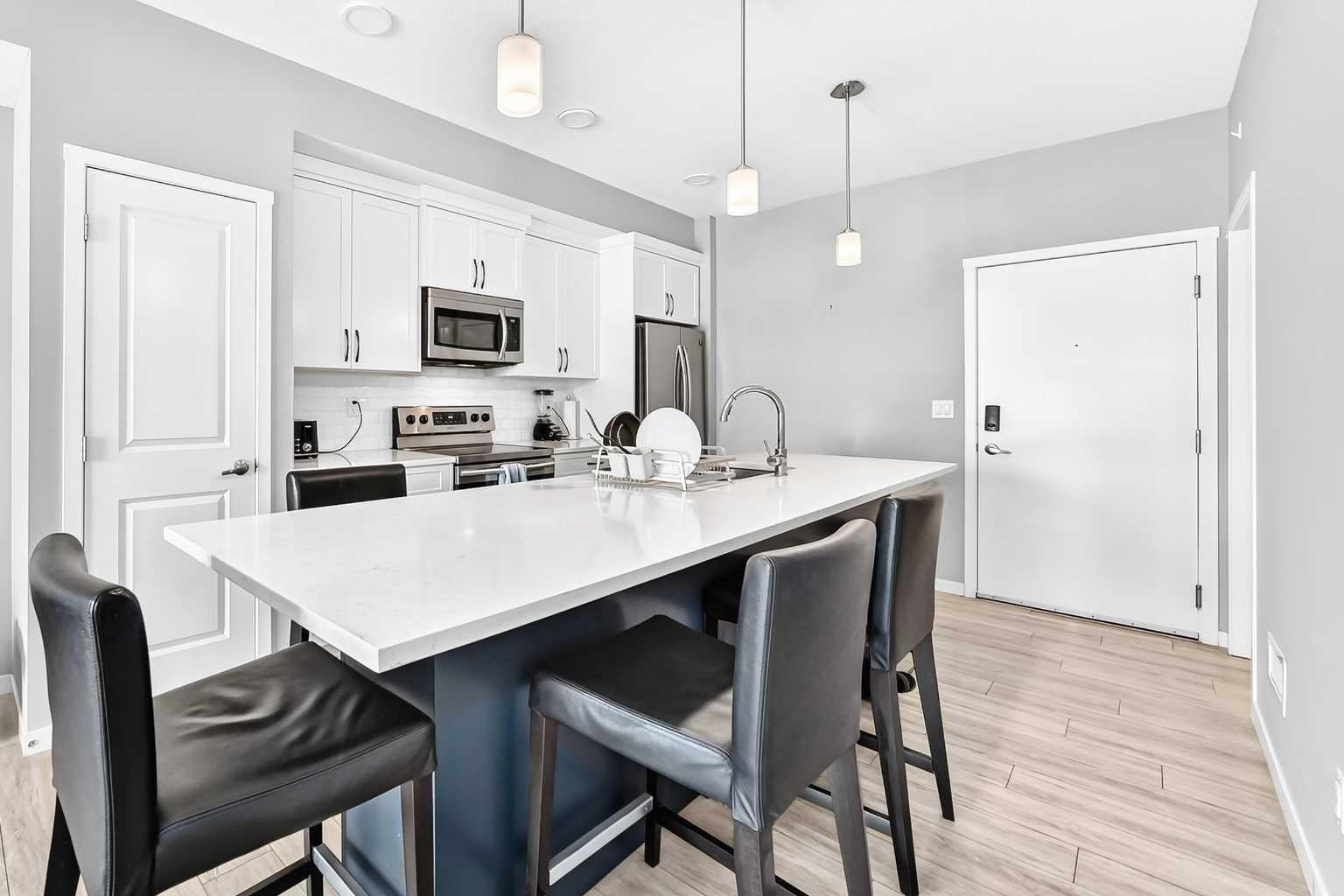 360 Harvest Hills Common NE 306