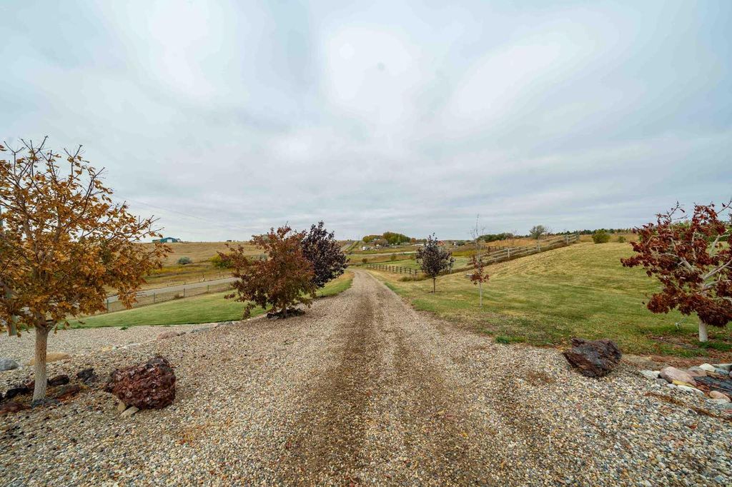 Photo of 7304 Township Road 124, Rural Cypress County, AB T1A 7E9 (MLS # A2264986)