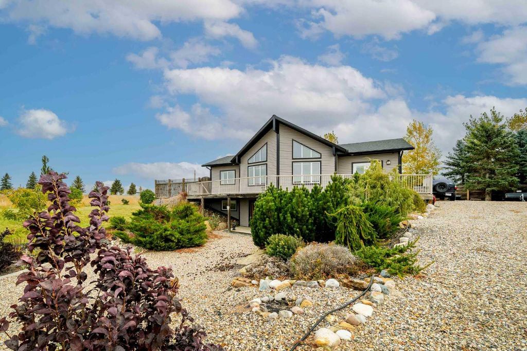 Photo of 7304 Township Road 124, Rural Cypress County, AB T1A 7E9 (MLS # A2264986)