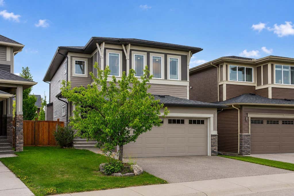 Photo of 51 Appaloosa Gardens, Cochrane, AB T4C 2M3 (MLS # A2320493)