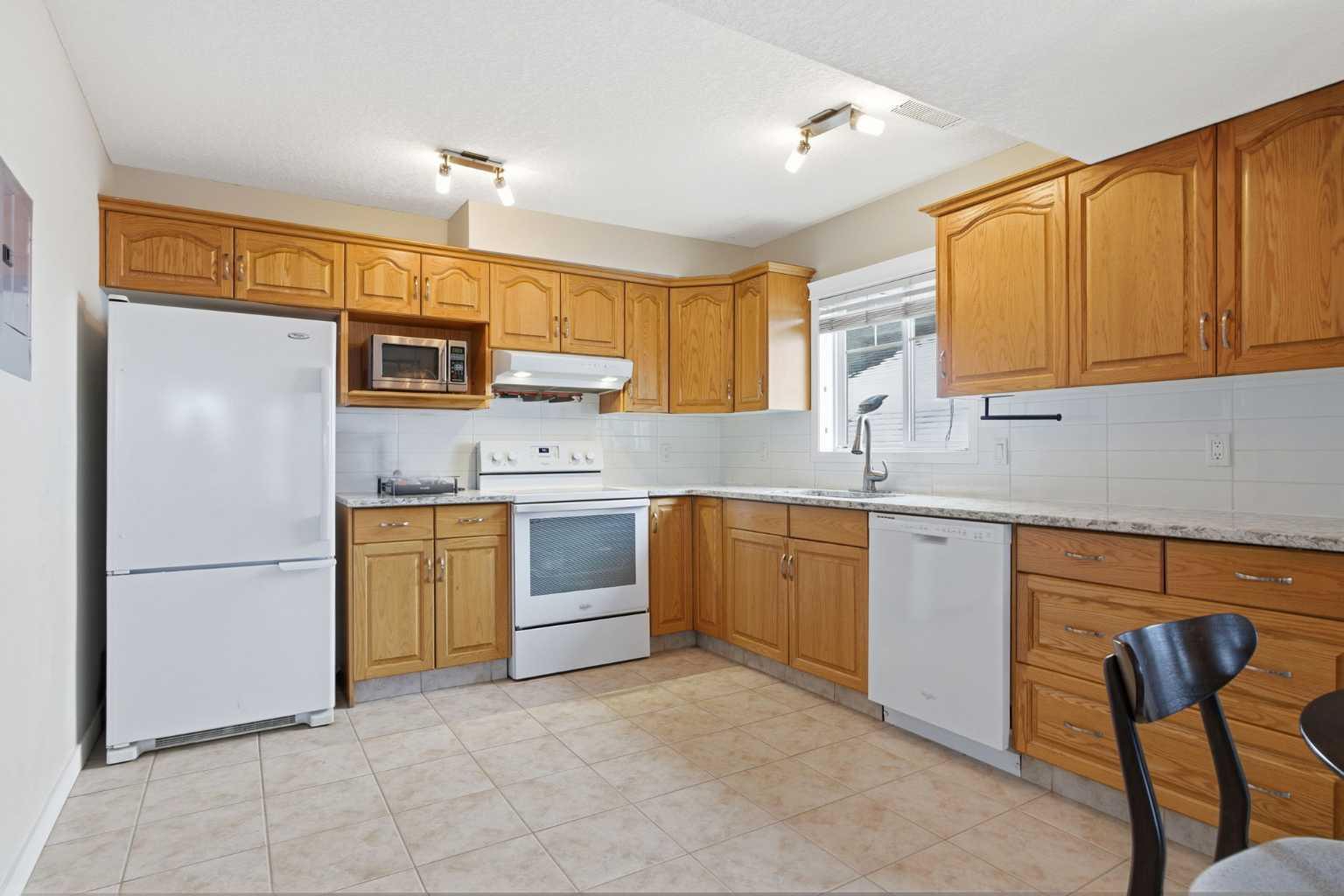 1608 12 Avenue SW 304