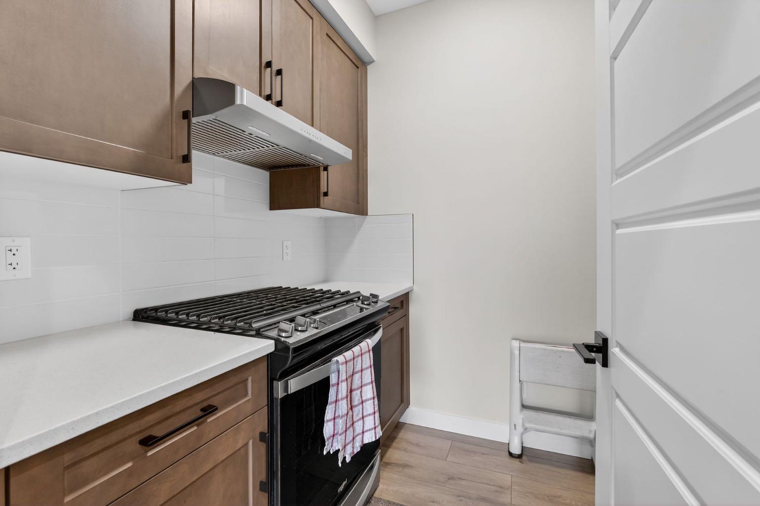 12 Cornerbrook Cove NE