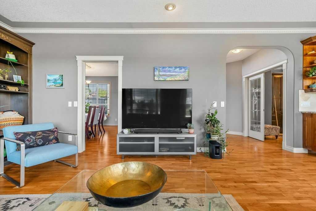 40 Sienna Park Crescent SW
