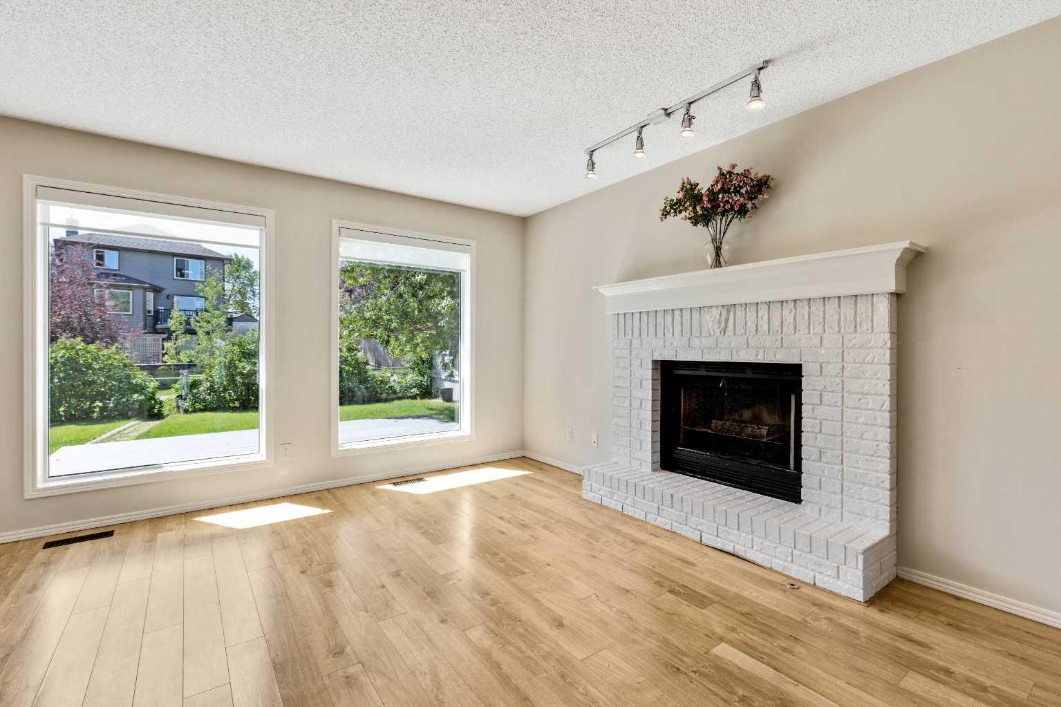 62 Somerset Close SW
