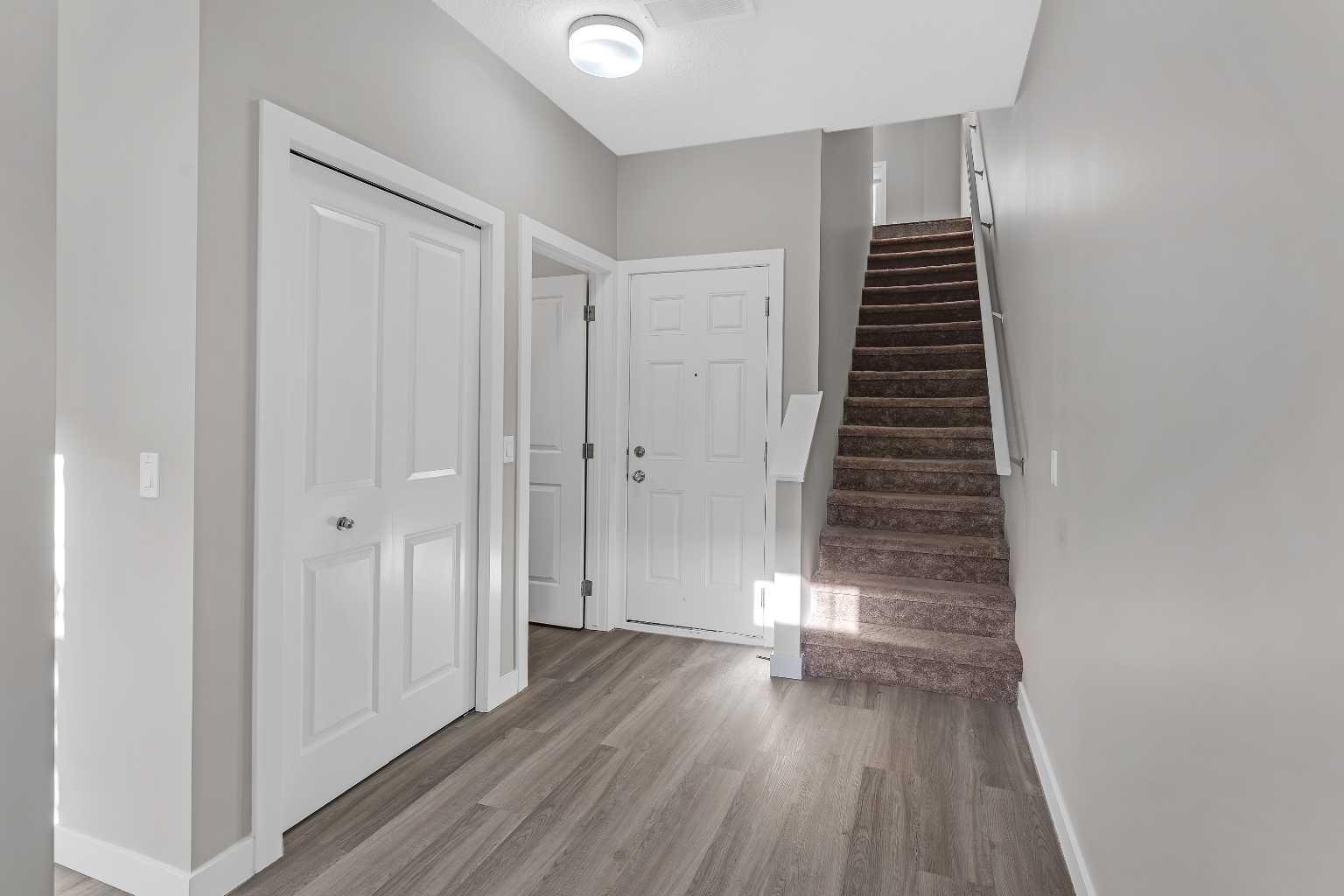 6 Stonehouse Crescent NW