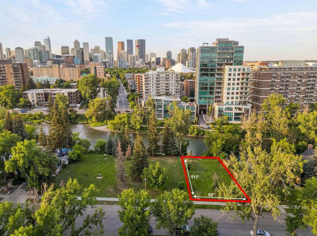 Photo of 112 Roxboro Road SW, Calgary, AB T2S 0R3 (MLS # A2293933)