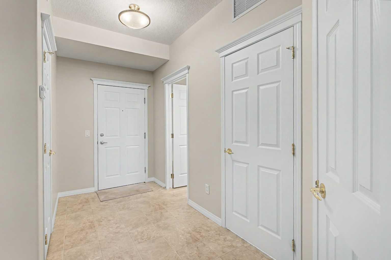 15 Everstone Drive SW 205
