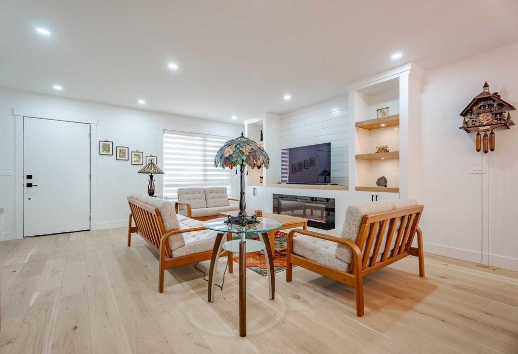 Photo of 3112 Brentwood Boulevard NW, Calgary, AB T2L 1J8 (MLS # A2292577)