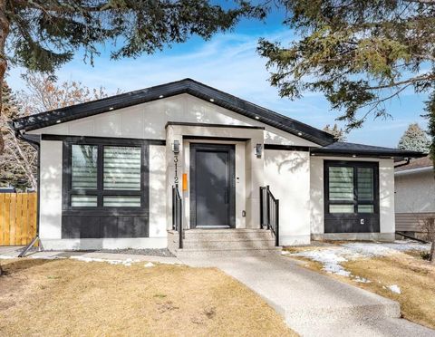 3112 Brentwood Boulevard NW Calgary AB T2L 1J8