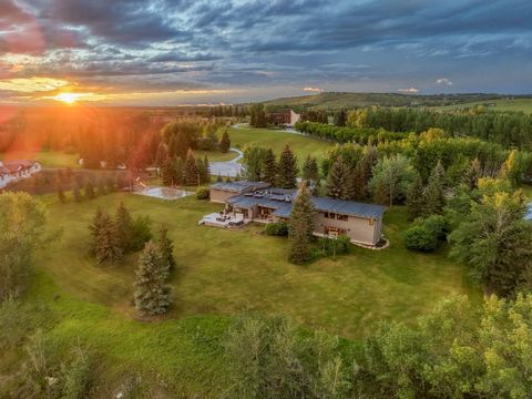 Photo of 183 Pinebrook Way SW, Rural Rocky View County, AB T3Z 3K3 (MLS # A2318930)