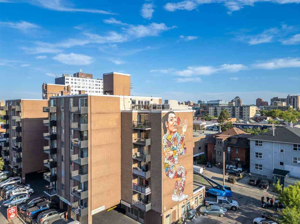 Photo of 519 17th Avenue SW #720, Calgary, AB T2S 0A9 (MLS # A2295176)