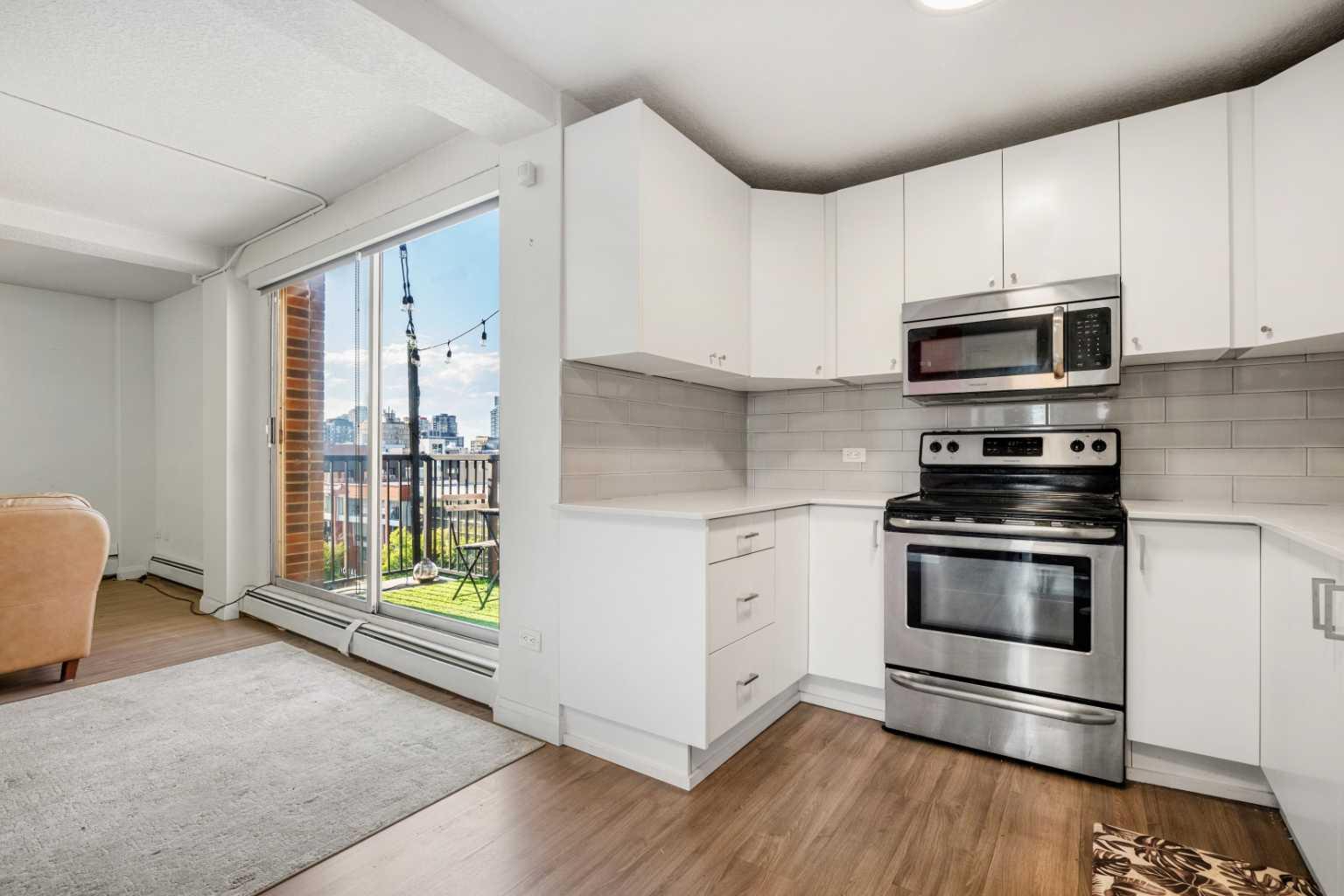 519 17th Avenue SW 720