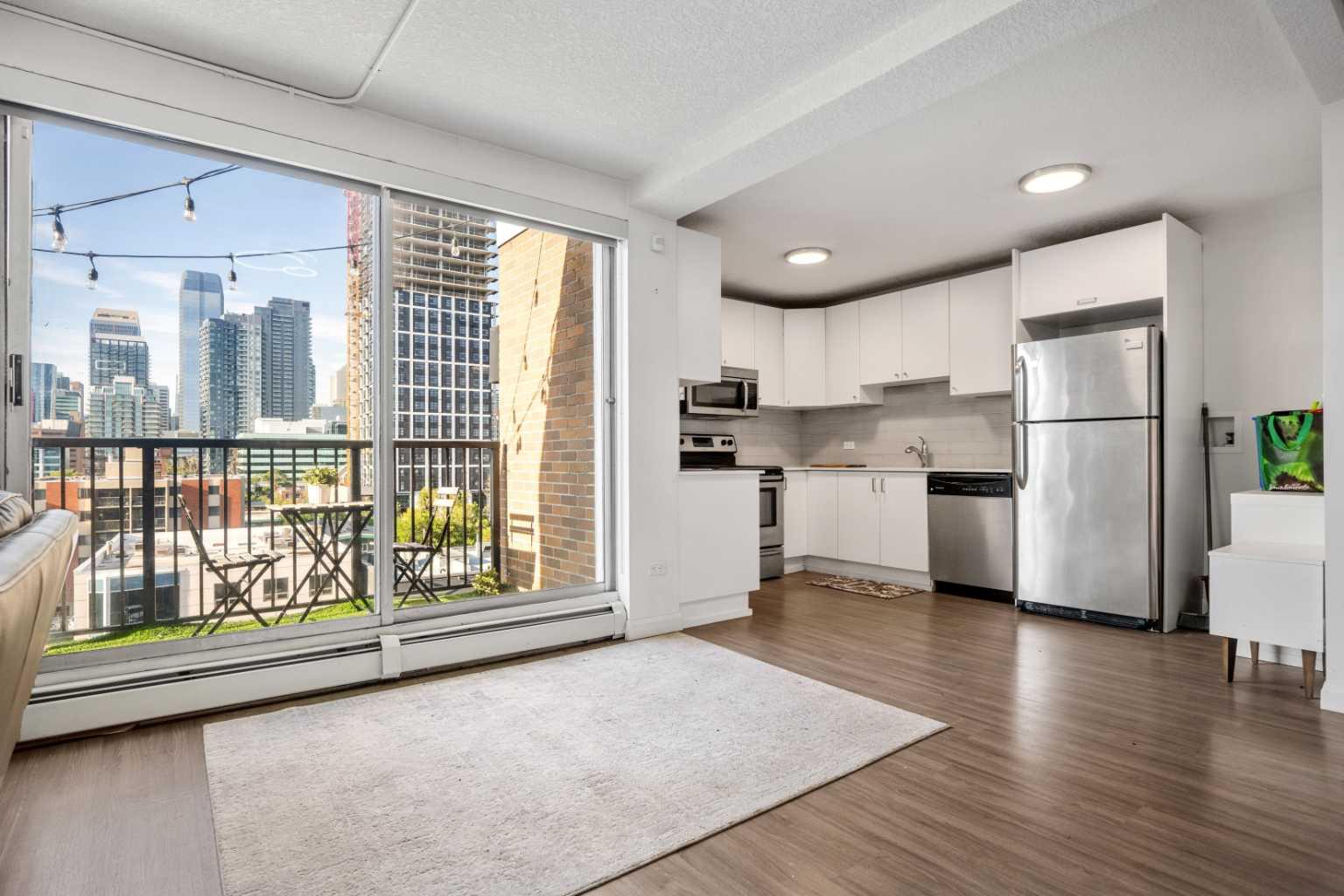 519 17th Avenue SW 720