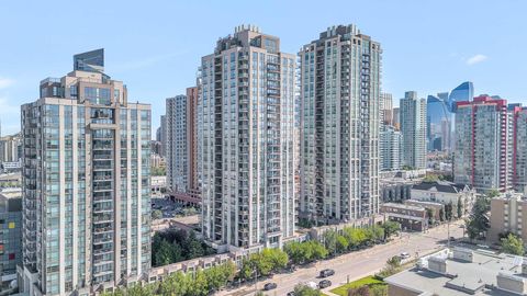 Photo of 1118 12 Avenue SW #2407, Calgary, AB T2R 0X4 (MLS # A2298801)