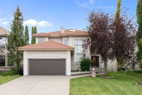 Photo of 105 Hamptons Square NW, Calgary, AB T3A 5C3 (MLS # A2247757) Photo of 105 Hamptons Square NW, Calgary, AB T3A 5C3 (MLS # A2247757)