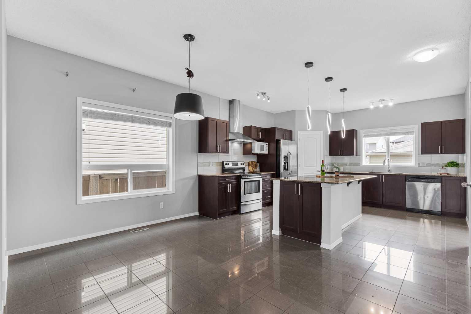35 Skyview Point Road NE