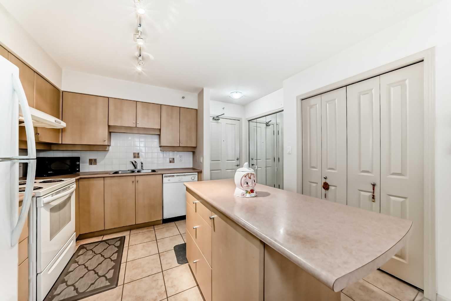 650 10 Street SW 602