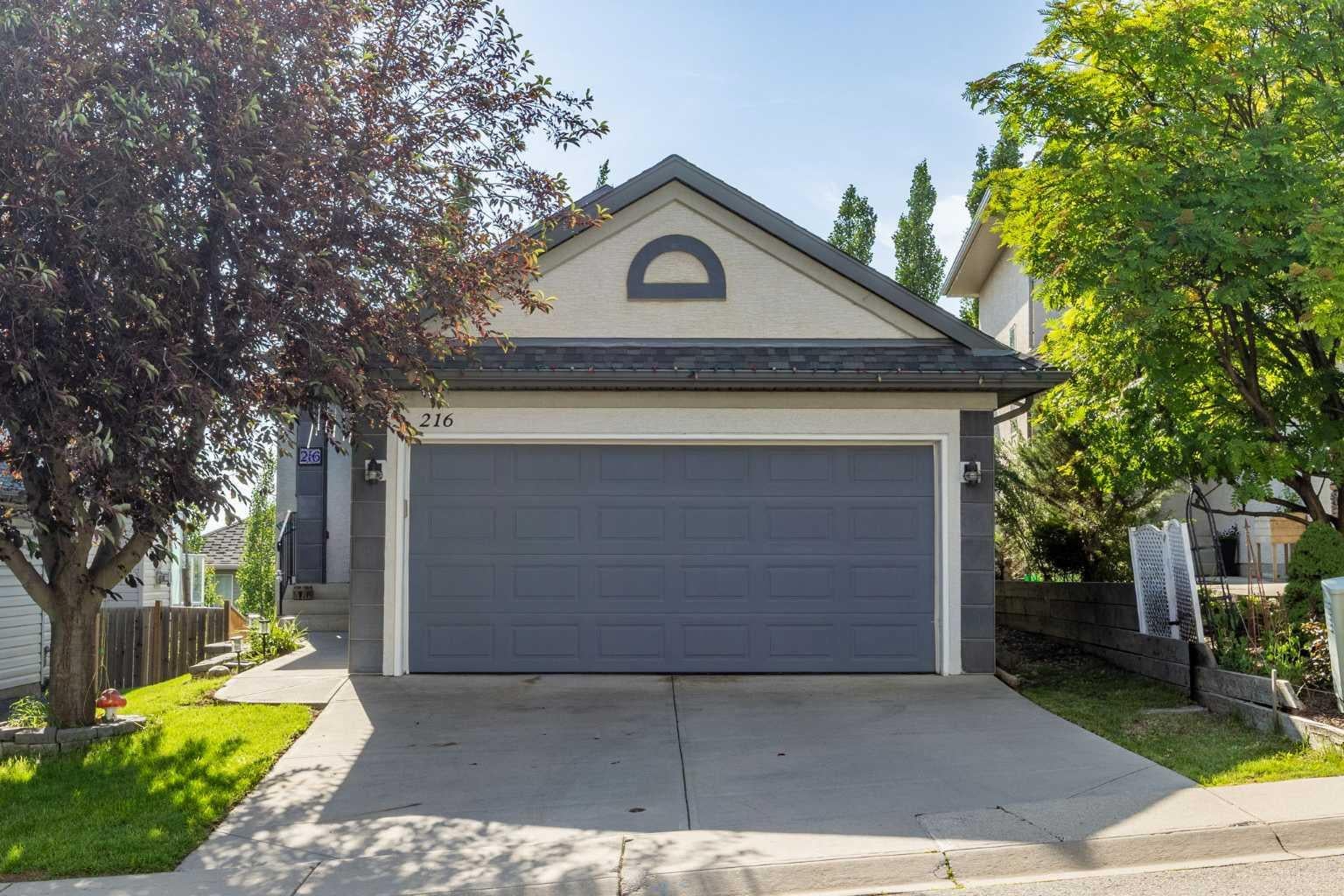 216 Tuscany Ridge View NW