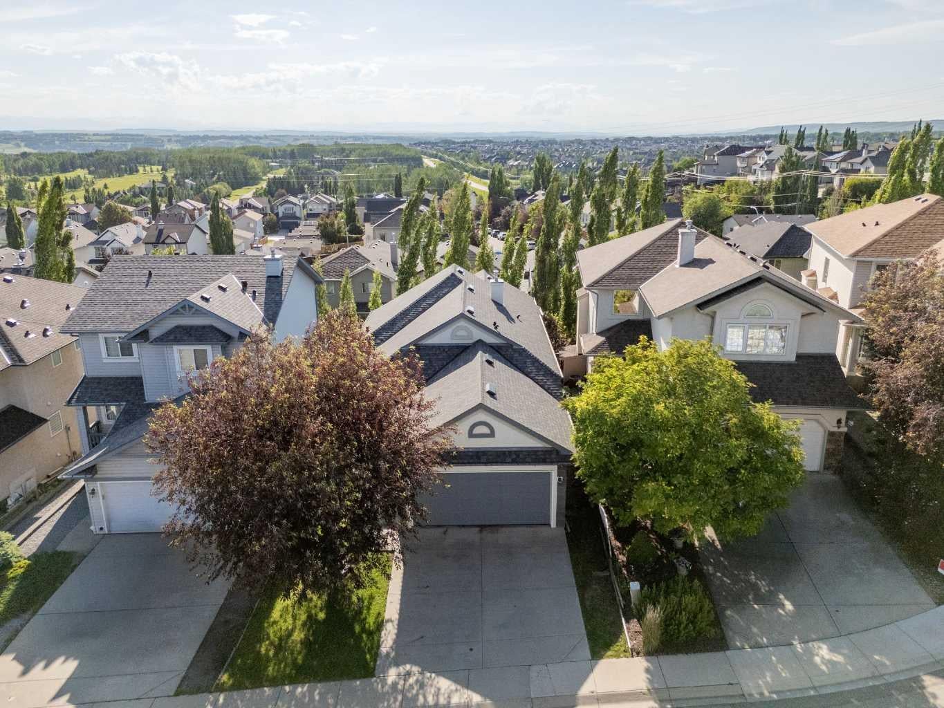216 Tuscany Ridge View NW