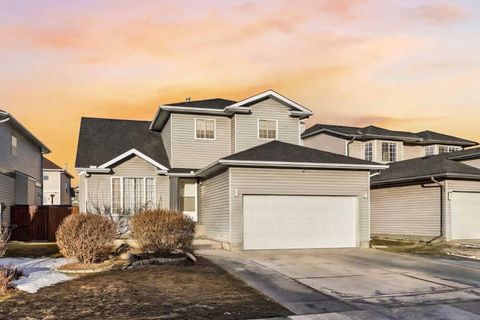 Photo of 263 Coral Keys Drive NE, Calgary, AB T3J 3K5 (MLS # A2288400)