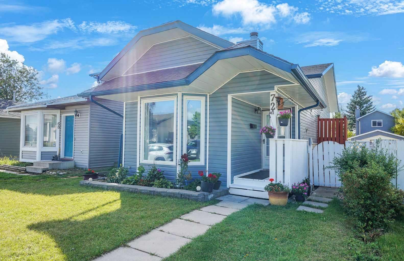 72 Martindale Close NE