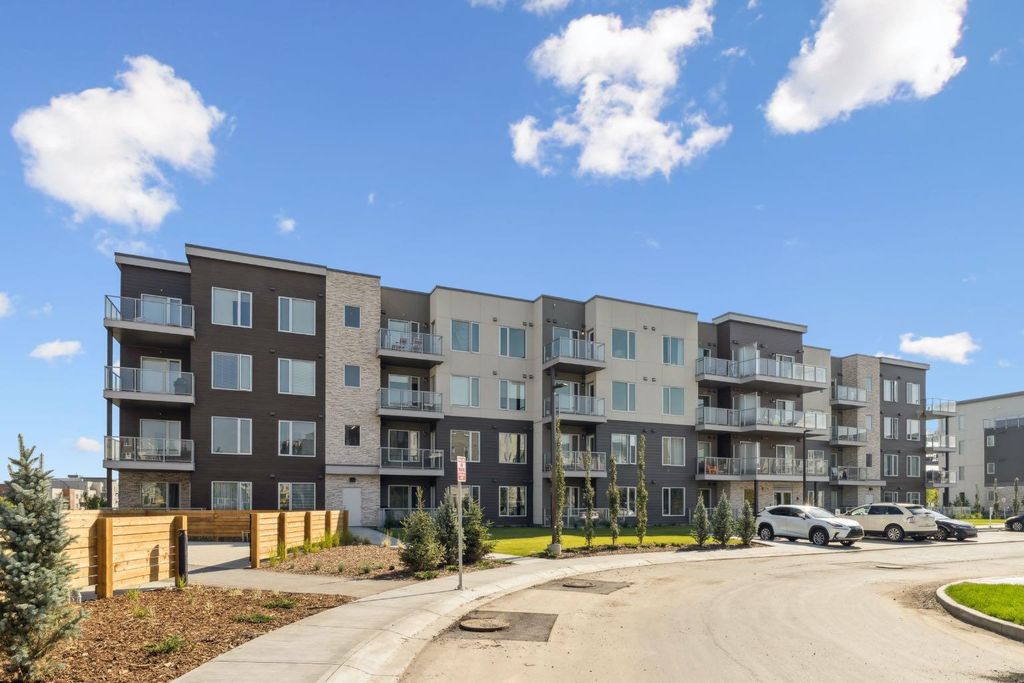 Photo of 700 Shawnee Square SW #412, Calgary, AB T2Y 0Z6 (MLS # A2258121)
