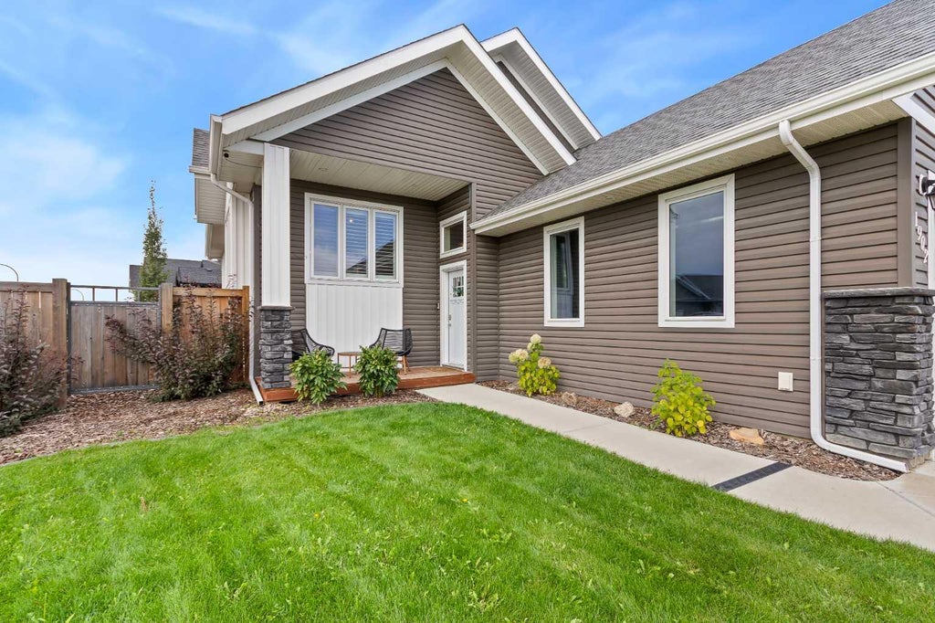 Photo of 1902 61 Avenue, Lloydminster, AB T9V 3P6 (MLS # A2343802)