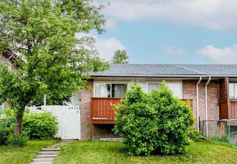 Photo of 2906 Doverville Crescent SE, Calgary, AB T2B 1T0 (MLS # A2337441)