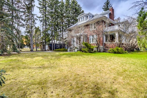 Photo of 916 Durham Avenue SW, Calgary, AB T2T 0P6 (MLS # A2345635)