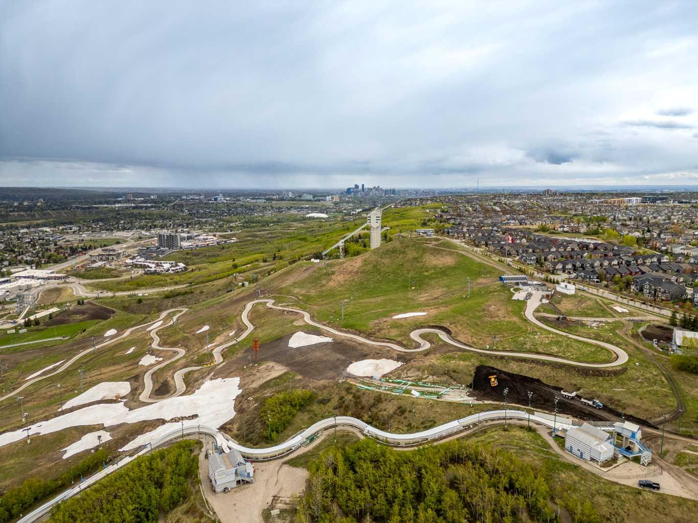 133 Cougar Ridge Close SW