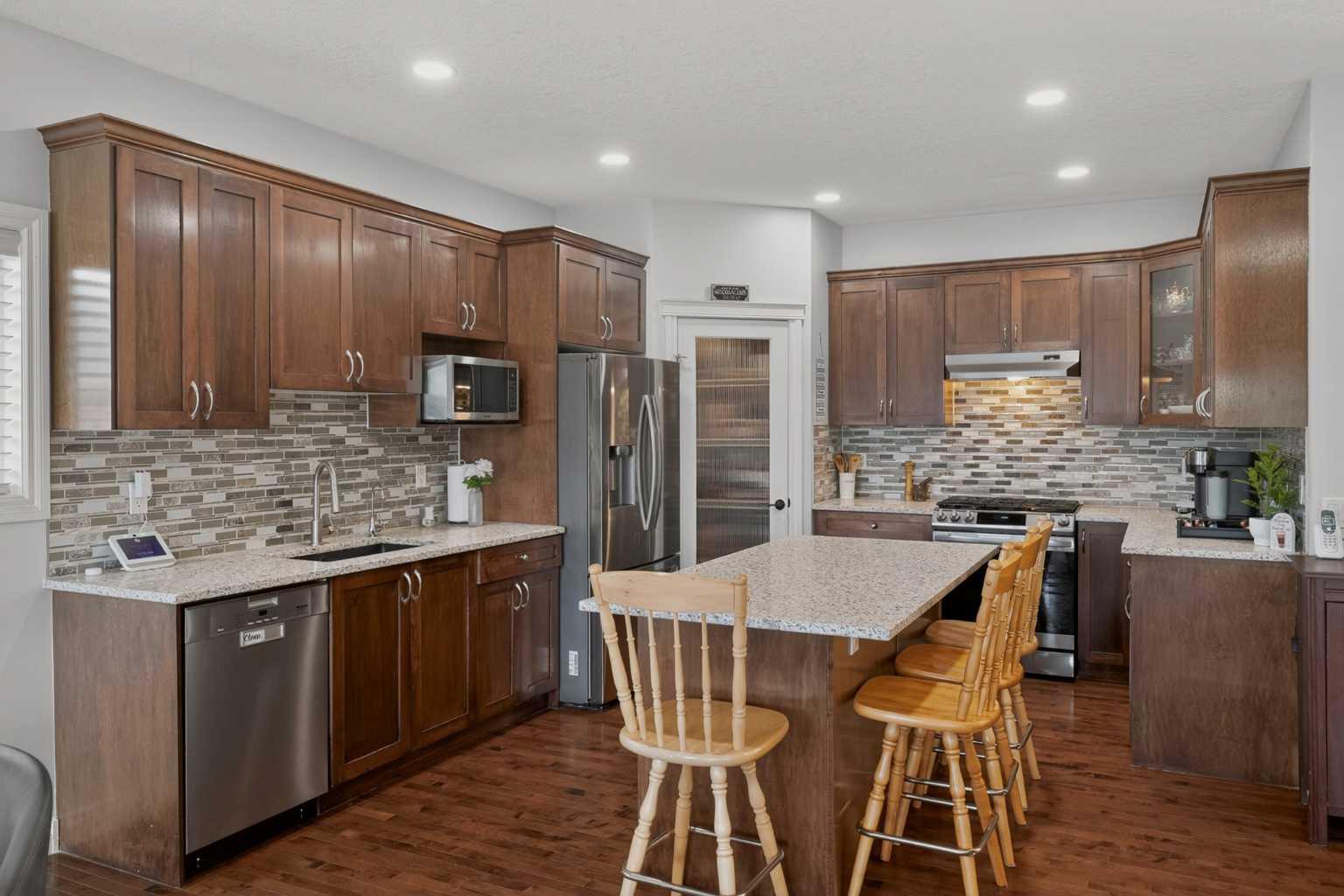 207 Strathmore Lakes Bend